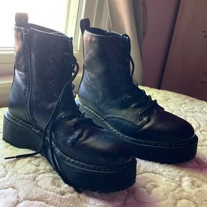 a new day, womens combat boots. size 7 1/2